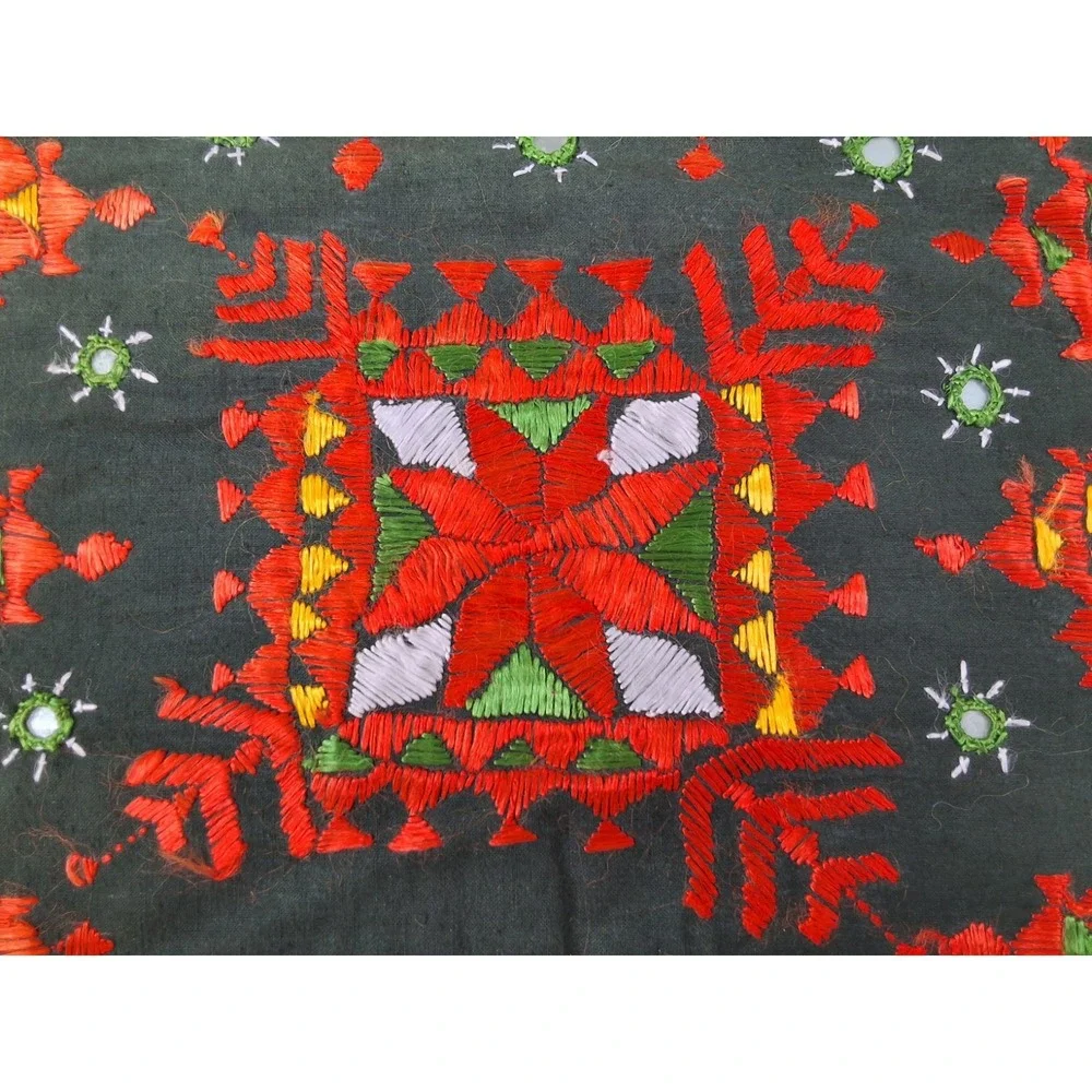Vtg Handmade INDIAN BANJARA Ethnic Tribal Kutchi Rabari Pillow Cover Hand Sewn